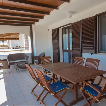 Maldive Del Salento Tatil Evi *